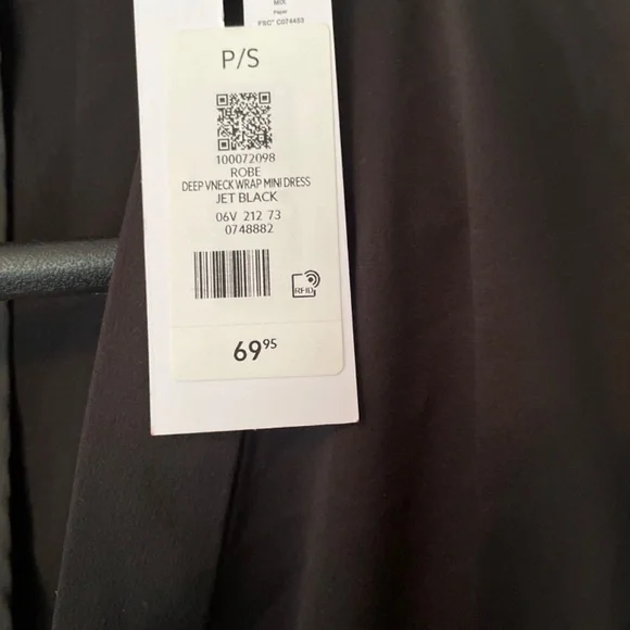 Dynamite dresses - Picture 4 of 17